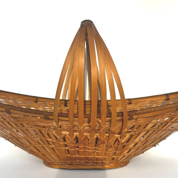 Large Woven Bamboo Easter Basket With Handle  - Rustic Farmhouse Decorative Cent - Picture 11 of 16